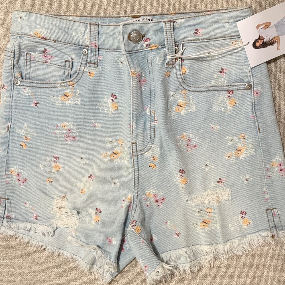 Celebrity Pink Denim Shorts “Hi-Rise Fray Hem” Floral Jean Short​​​​​​​​ SZ 5/27